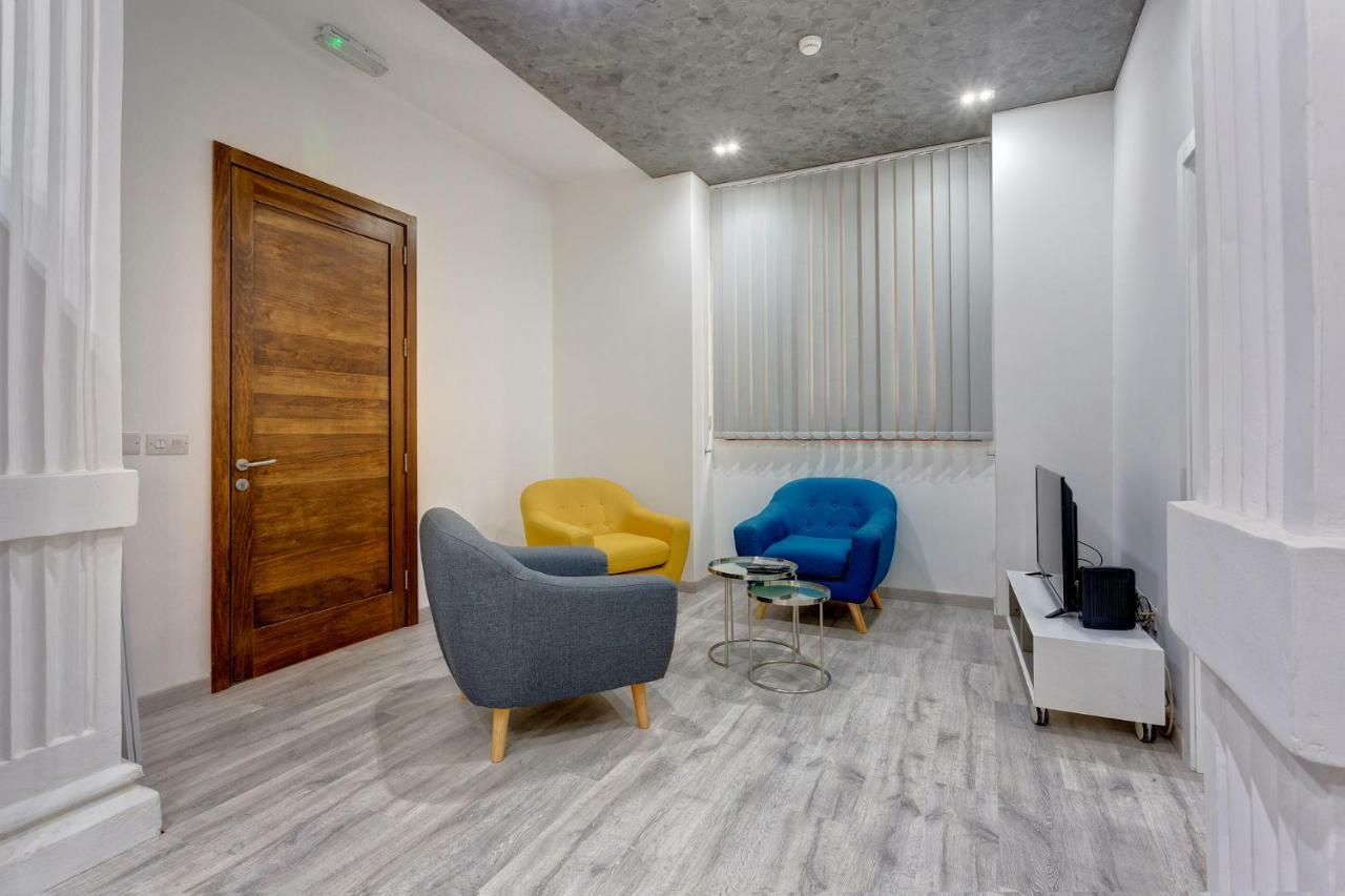 Stylish 3Br Apartment, Fantastic Location In Sliema Bagian luar foto